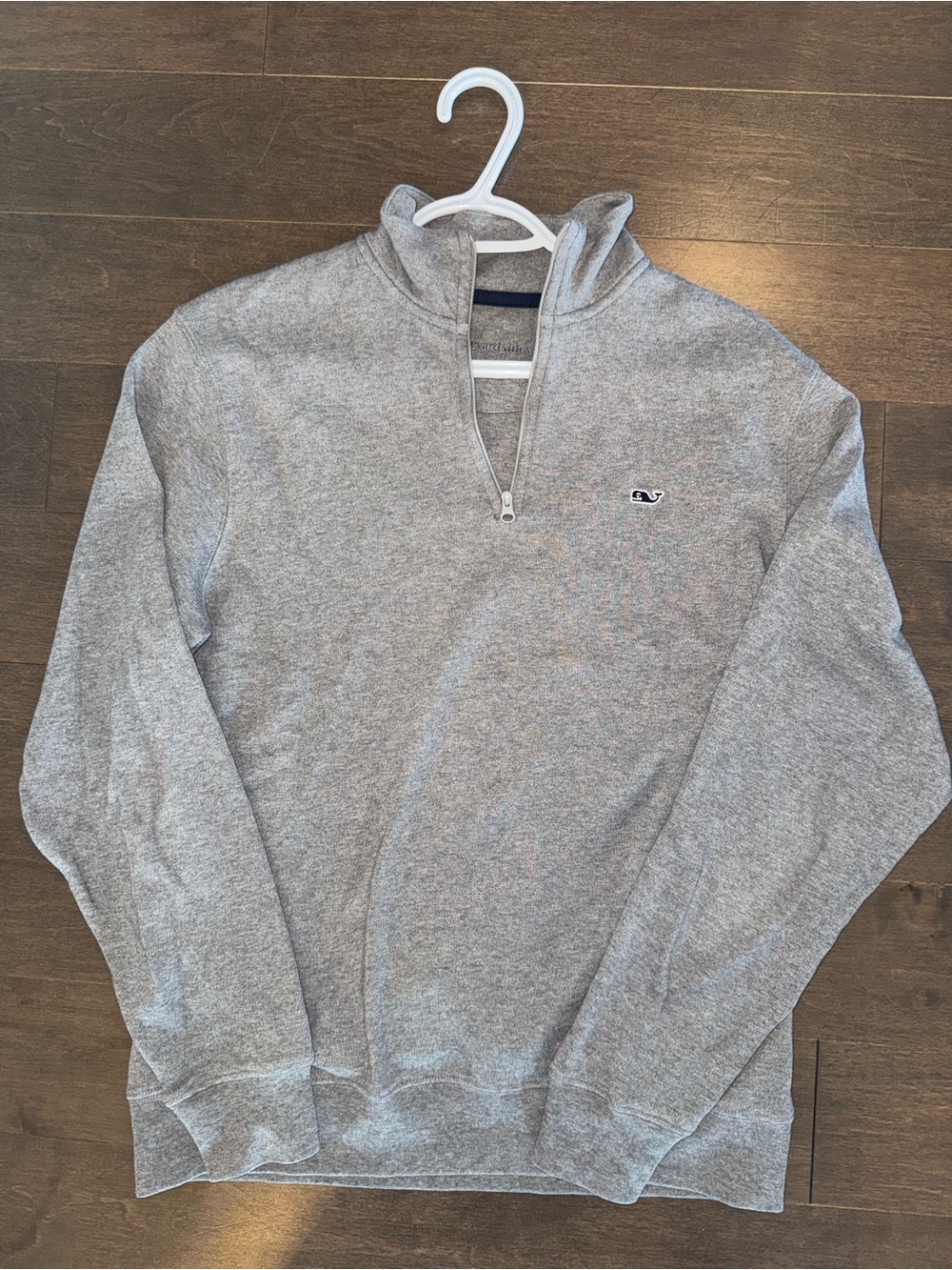 Vineyard Vines Men’s Light Gray Half-Zip Sweater